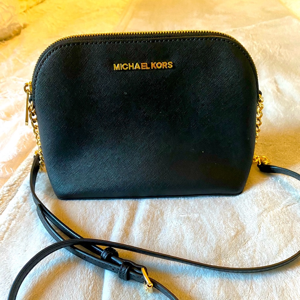 Brand New Michael Kors strap crossbody bag